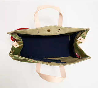 Interior view of Venture Camo tote bag.