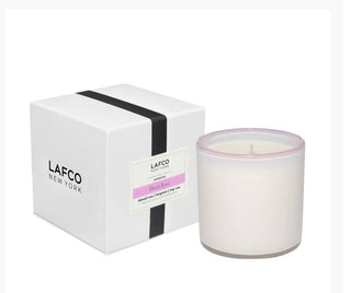 Soy candle blush rose  scent with box included 